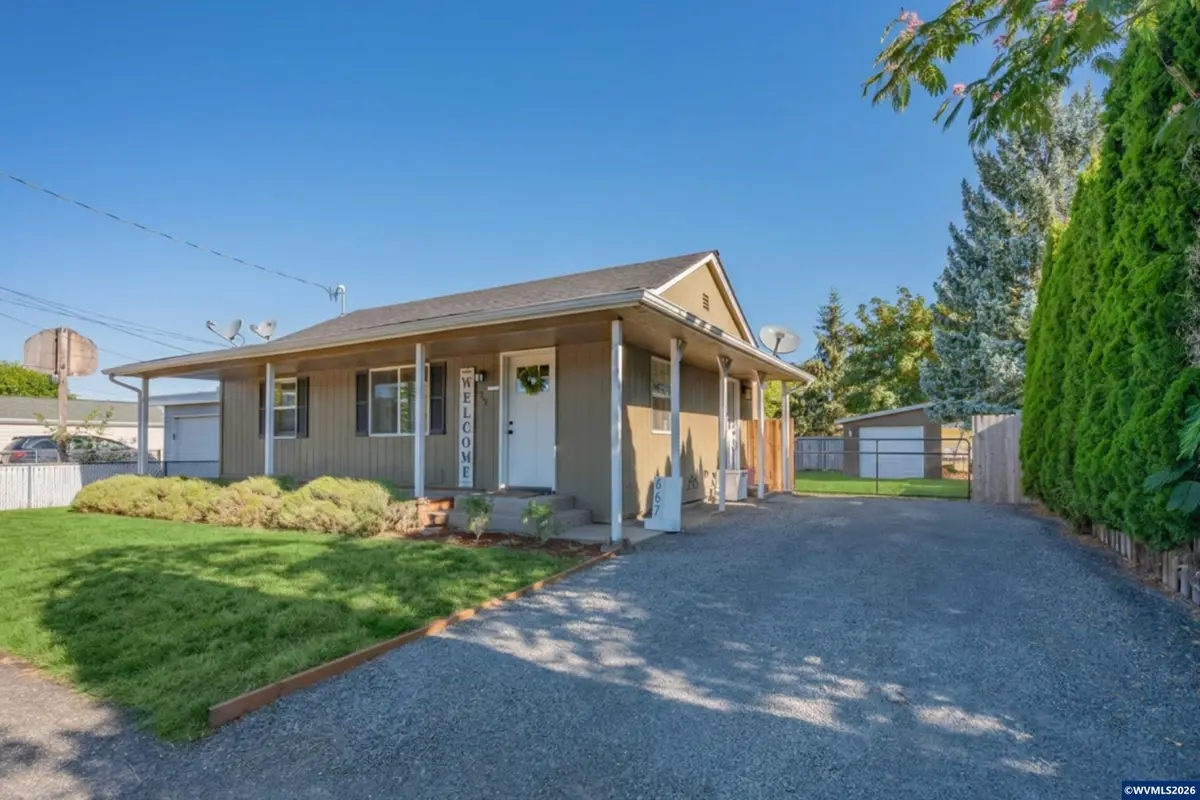 667 W Rose St, Lebanon, OR 97355 - #1