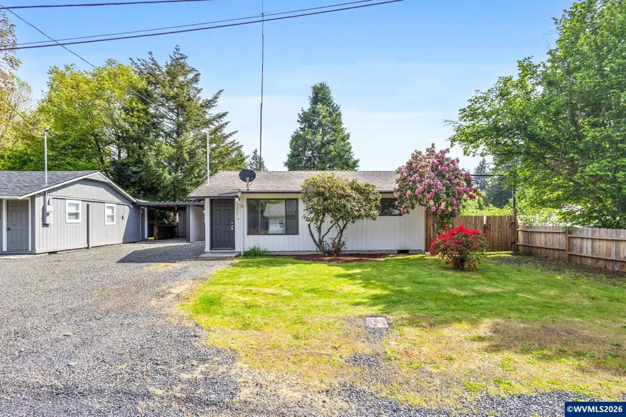 1111  Spruce St, Sweet Home, OR 97386 - #2