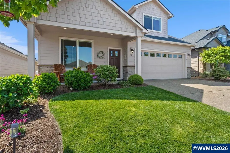 751 SE Glendover Ln, Dallas, OR 97338 - #2