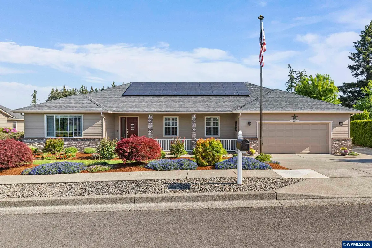 613 SW 7th St, Sublimity, OR 97385 - #1