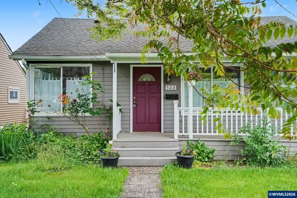 508 S 2nd St, Silverton, OR 97381