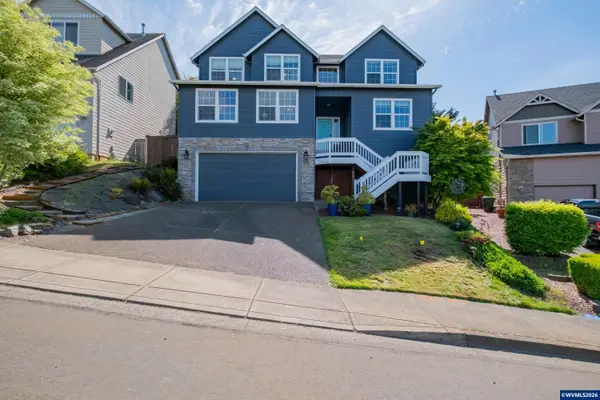 977  Reagan Av NW, Salem, OR 97304