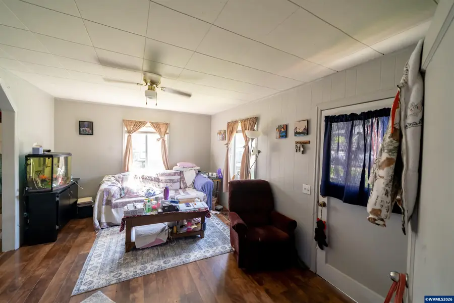 1450 SW 9th St, Dallas, OR 97338 - #3