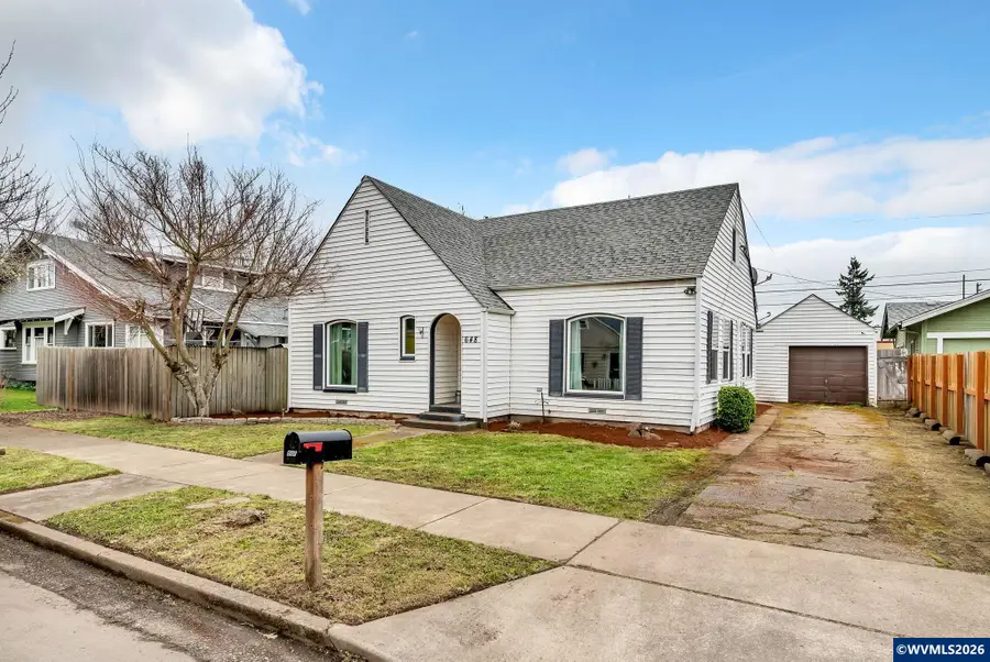 648  Juniper St, Junction City, OR 97448 - #2
