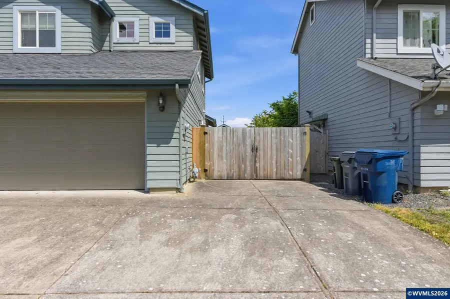 5475  Charles Wy, Eugene, OR 97402 - #3