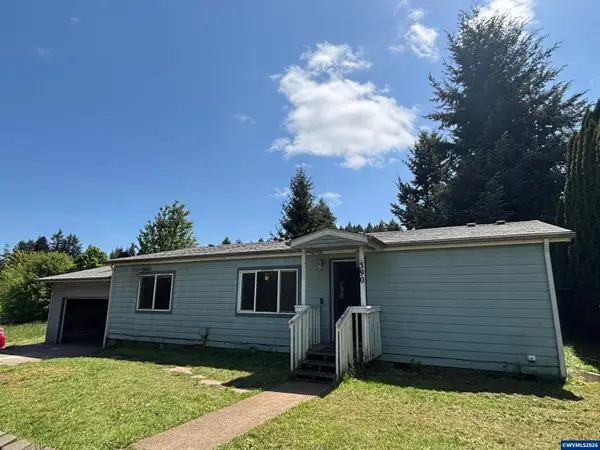 390  Montgomery St, Falls City, OR 97344