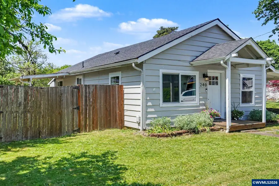 240  Thorpe St, Independence, OR 97351 - #2