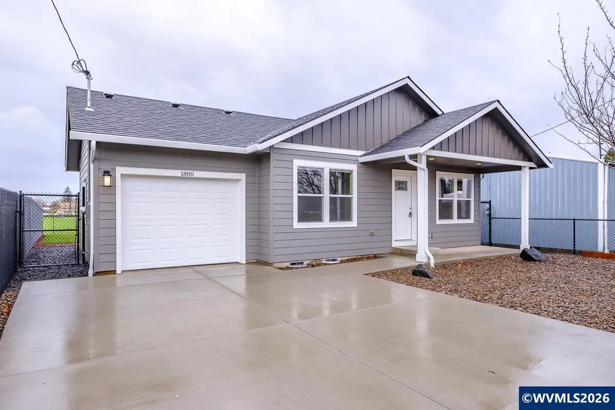 1800 S 2nd St, Lebanon, OR 97355 - #1