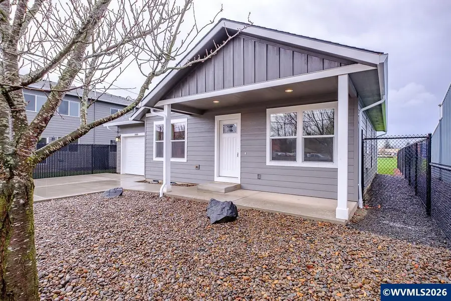 1800 S 2nd St, Lebanon, OR 97355 - #3