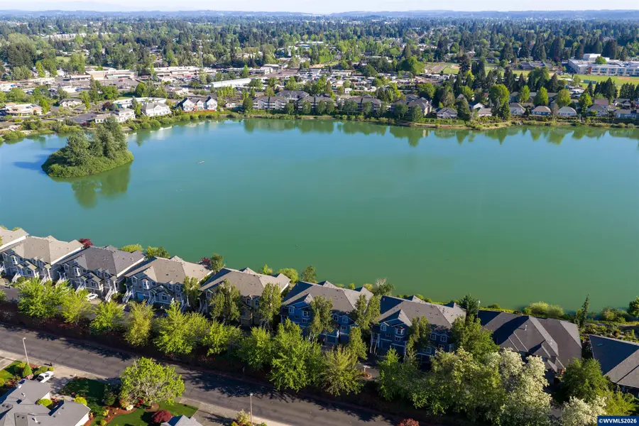 384  Crystal Springs Ln N, Keizer, OR 97303 - #3