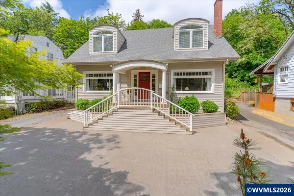 635  Church St SE, Salem, OR 97301