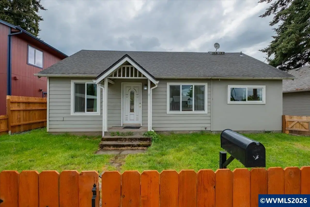 2215  Main St, Sweet Home, OR 97386 - #1
