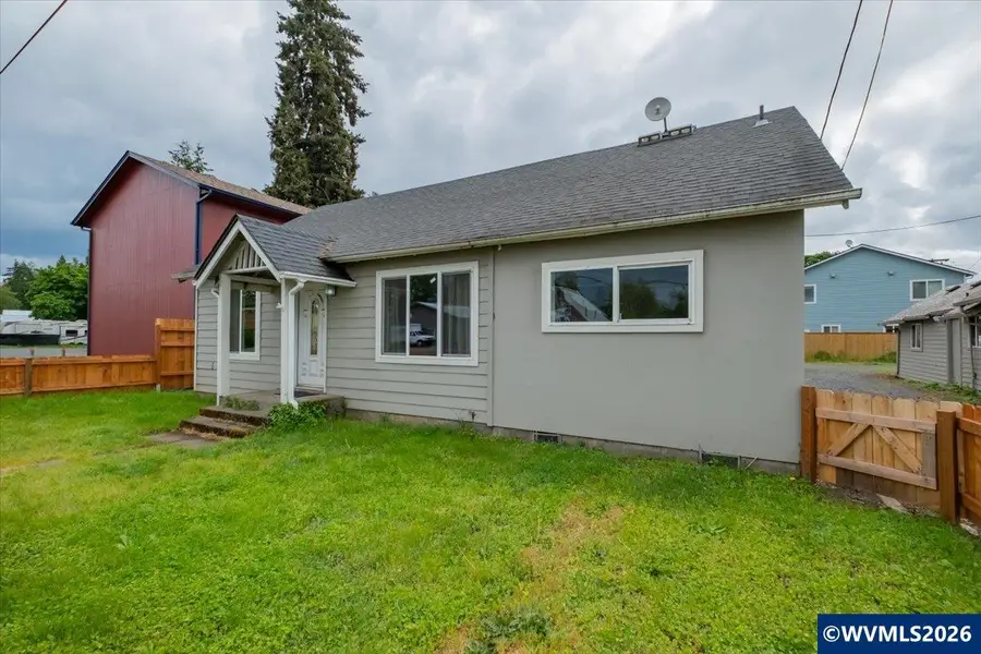 2215  Main St, Sweet Home, OR 97386 - #3