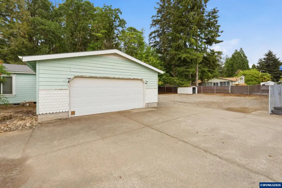 1485 E Santiam St, Stayton, OR 97383 - #3