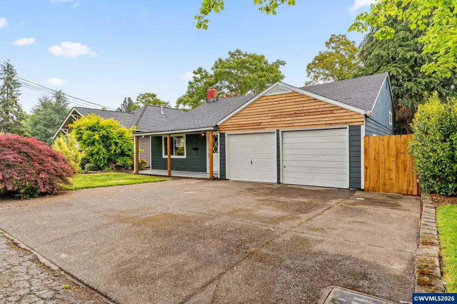 1858  W Nob Hill St SE, Salem, OR 97302 - #2