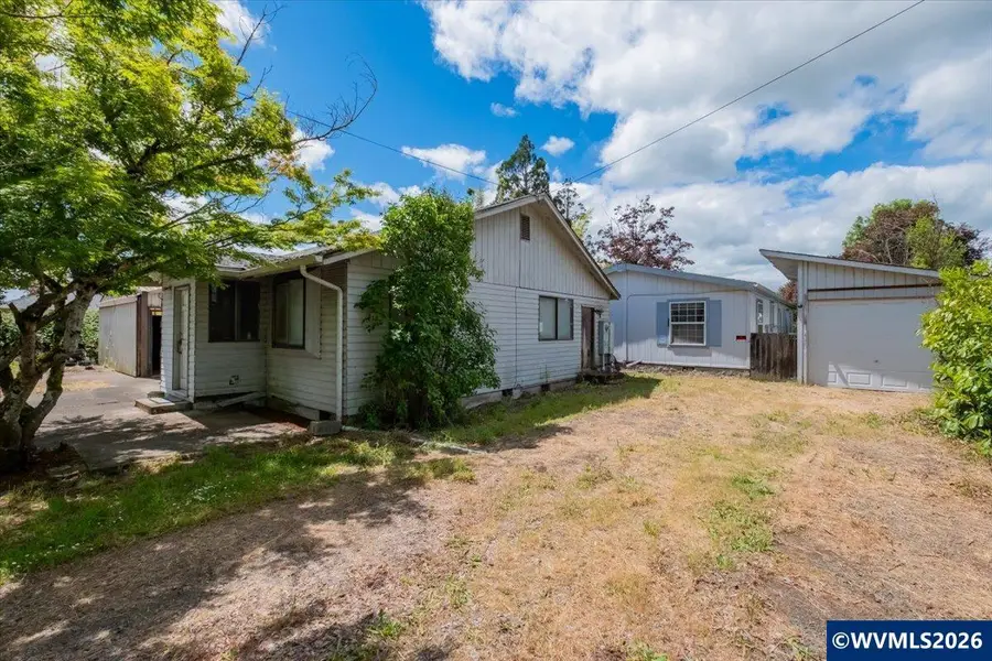 1850 S 9th St, Lebanon, OR 97355 - #3