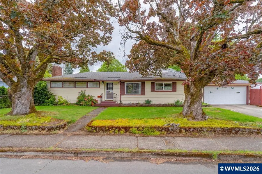 1420  23rd St NE, Salem, OR 97301 - #2