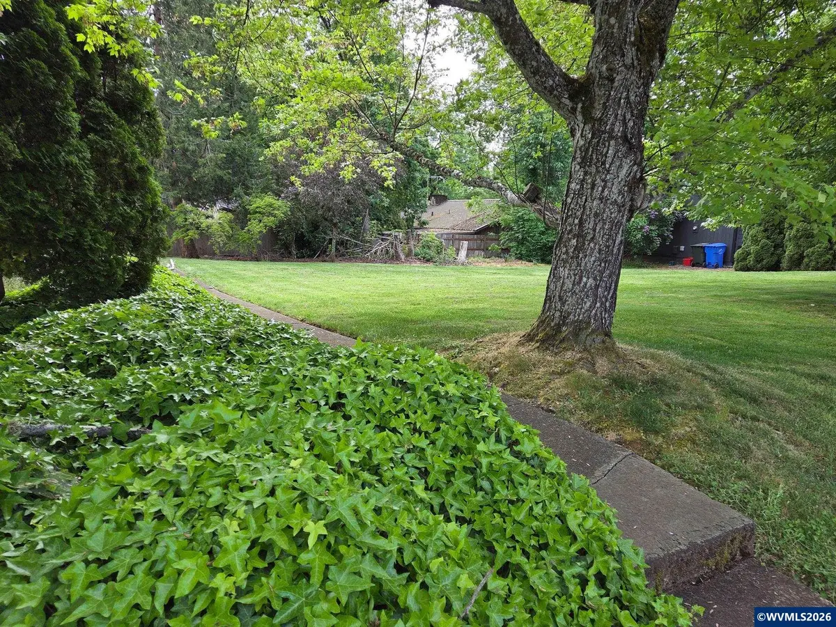 0  Appeal Ct S, Salem, OR 97306 - #1