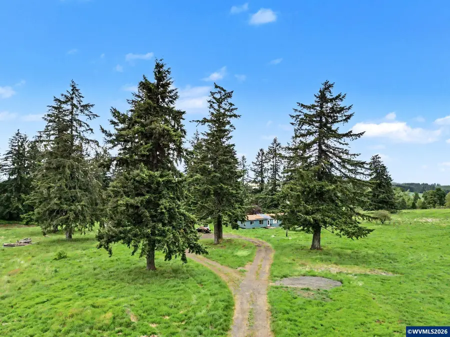 1739  Silver Falls Hwy, Silverton, OR 97381 - #3