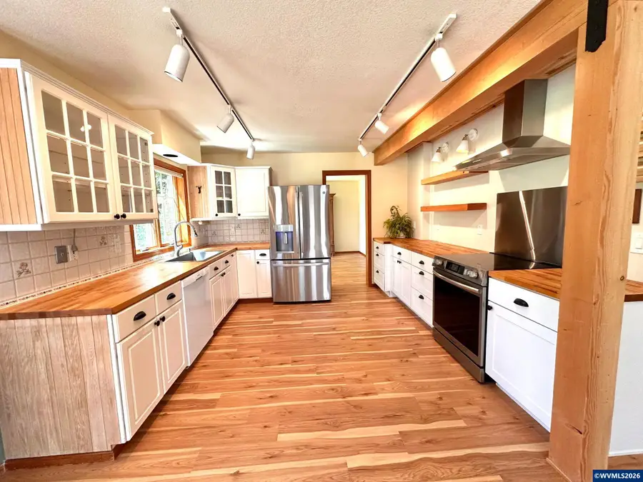 3569 NW Thrush Pl, Corvallis, OR 97330 - #2