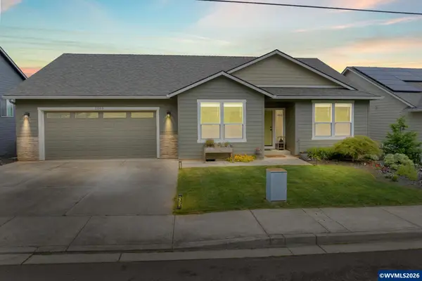 2005  Davis Rd S, Salem, OR 97306