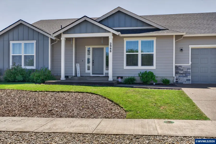 2988 NE Clearwater Dr, Albany, OR 97321 - #2