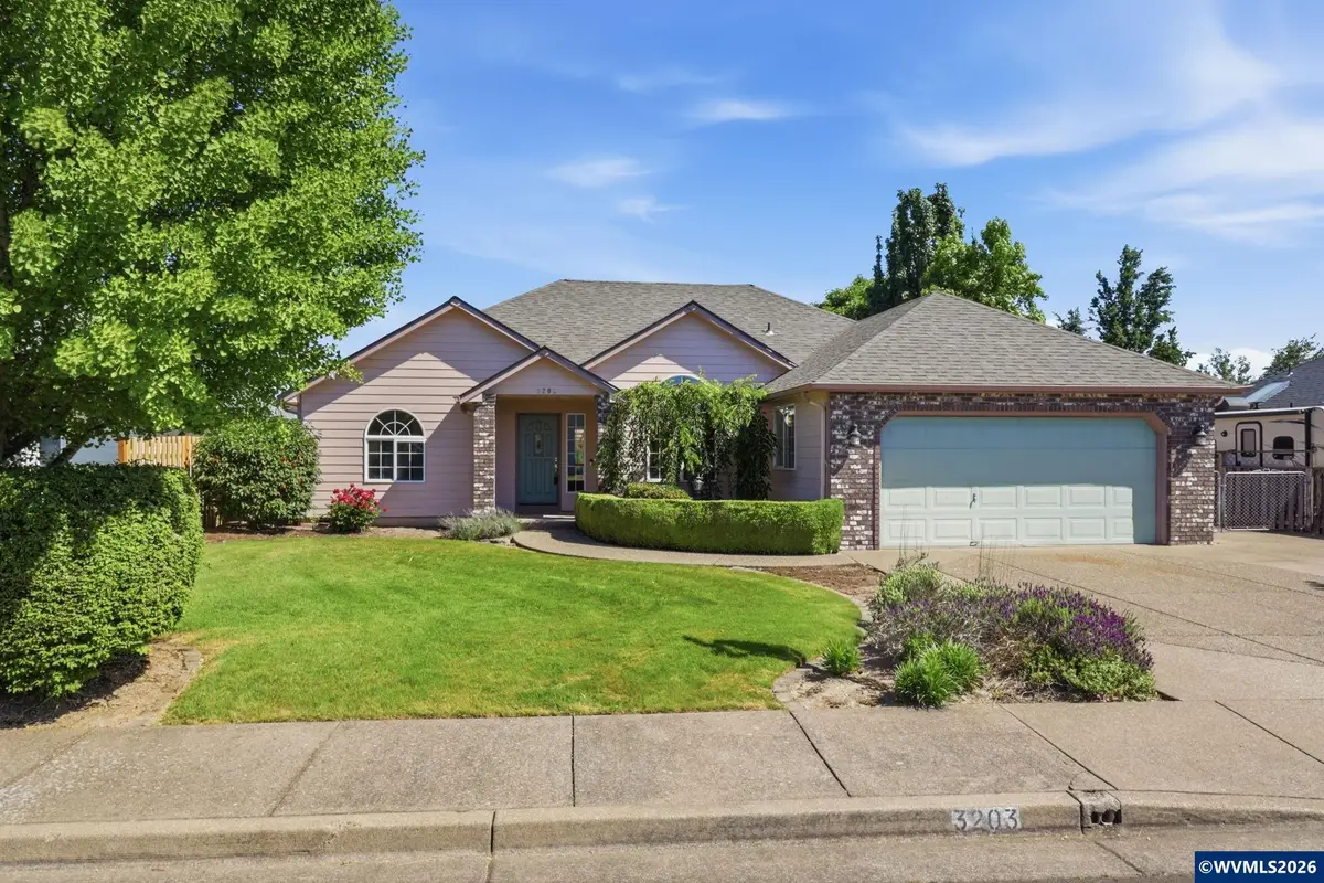 3203  19th Av SE, Albany, OR 97322 - #1