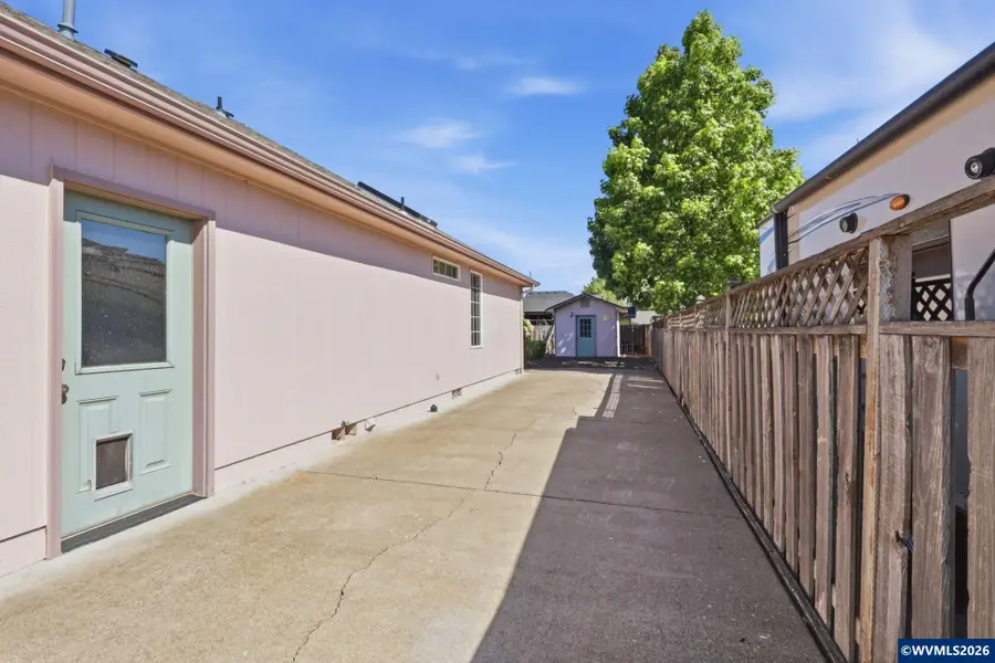 3203  19th Av SE, Albany, OR 97322 - #3