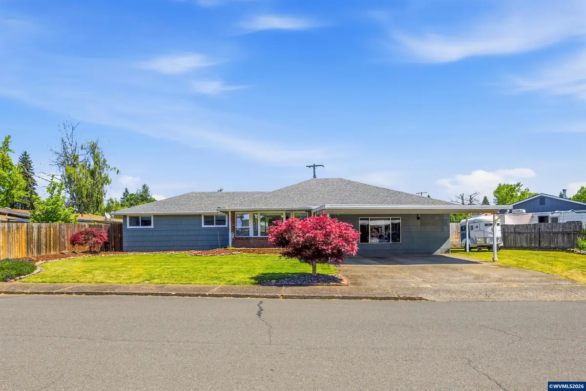 200 SE Walnut Av, Dallas, OR 97338 - #1