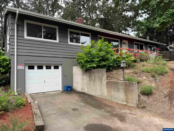 1001  Murlark Av NW, Salem, OR 97304
