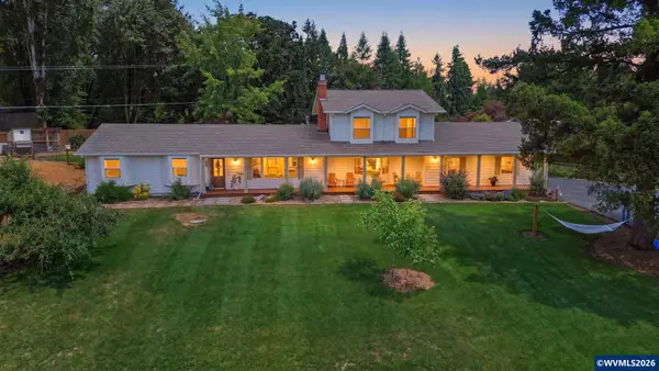 3441  Oak Grove Dr NW, Albany, OR 97321