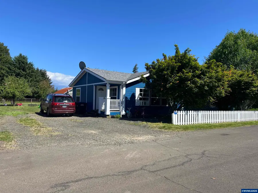 210 NW Grinstead St, Siletz, OR 97380 - #3