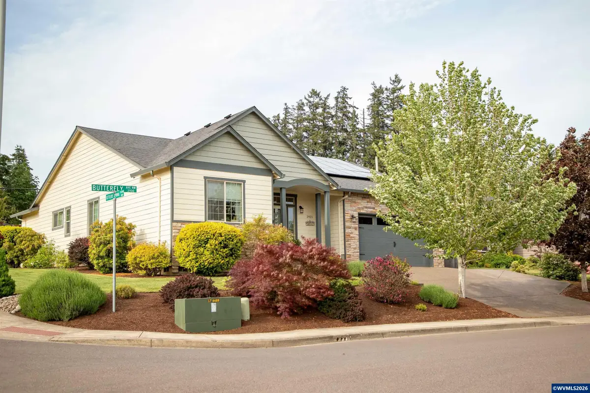 2921  Butterfly Av NW, Salem, OR 97304 - #1