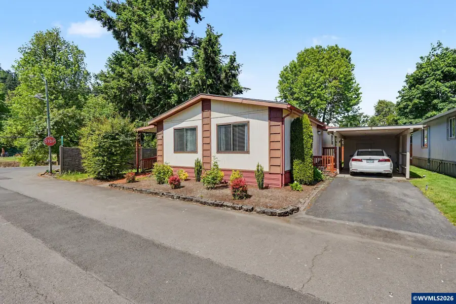 1307 S Water St, Silverton, OR 97381 - #2