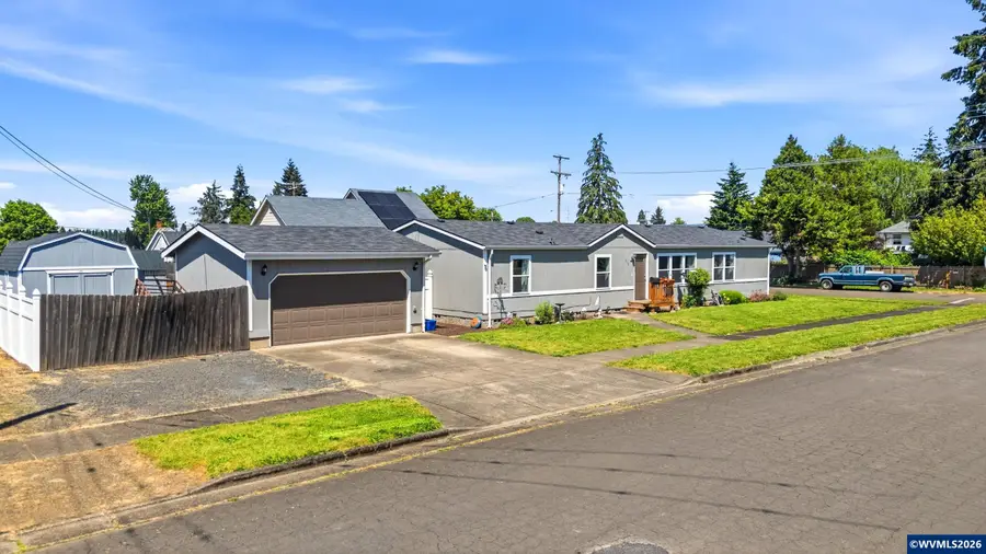 310 W B St, Lebanon, OR 97355 - #2
