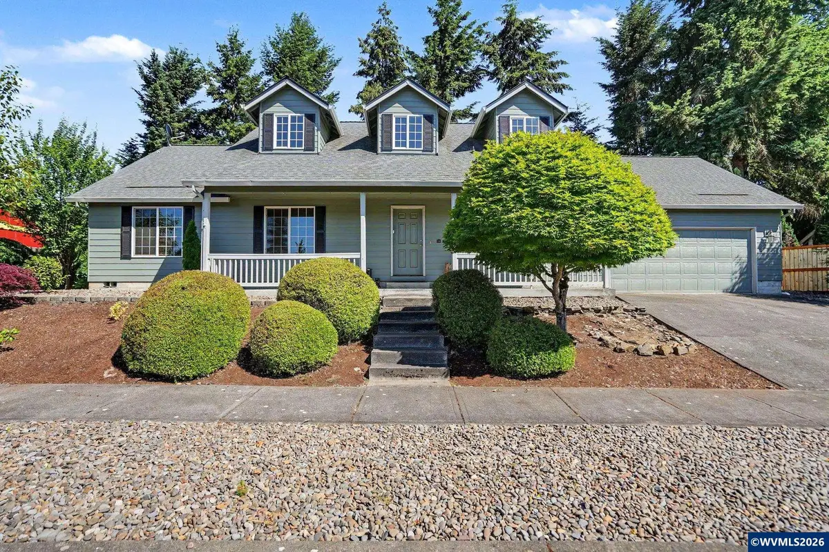 916  Travis Dr NE, Silverton, OR 97381 - #1