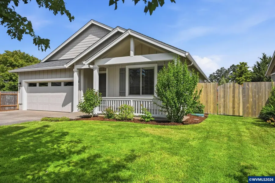 1075  Sage St, Silverton, OR 97381 - #2