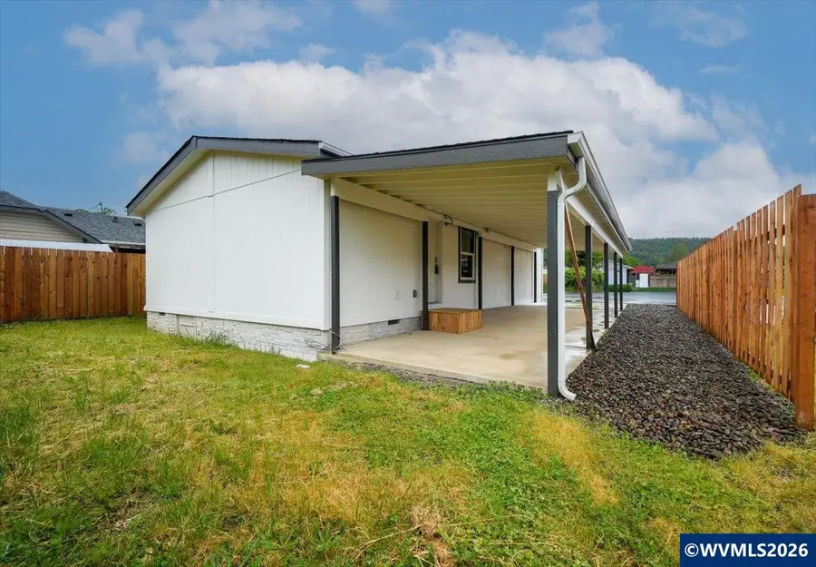 1228  47th Av, Sweet Home, OR 97386 - #2