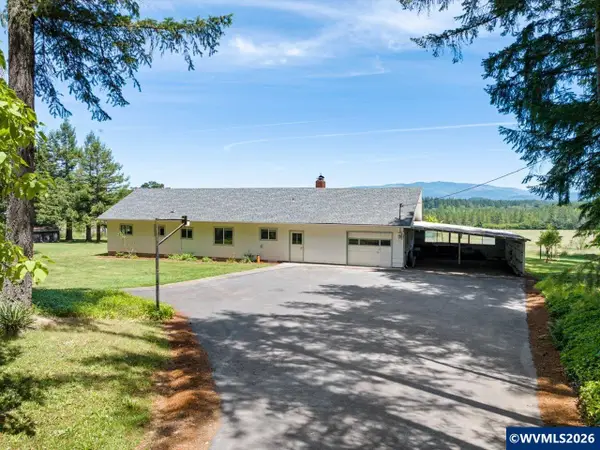 40025  Crestview Ln, Lebanon, OR 97355