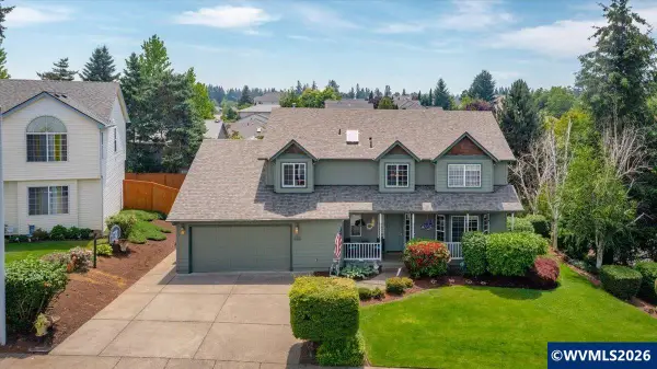 2734  Cindercone Ct SE, Salem, OR 97306