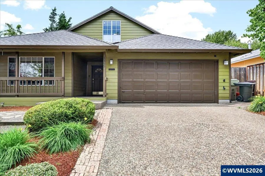 1395 SE 64th Av, Hillsboro, OR 97123 - #2