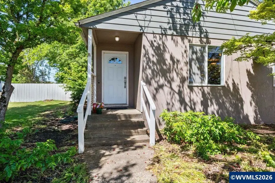 2340  Oak St SE, Albany, OR 97322 - #3