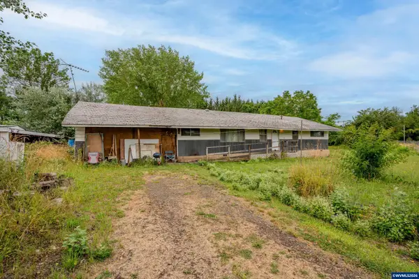 35858  Knox Butte Rd E, Albany, OR 97322