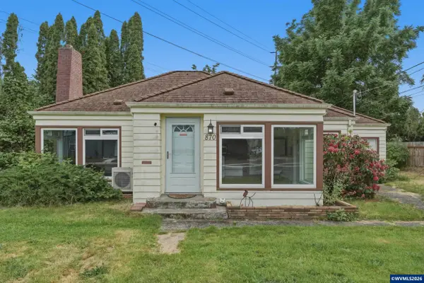 870  Hickory St NE, Salem, OR 97301