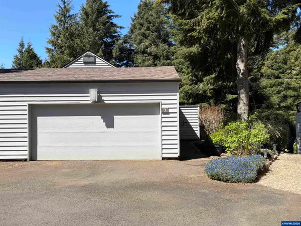 600  Island Drive #7 Dr, Gleneden Beach, OR 97388