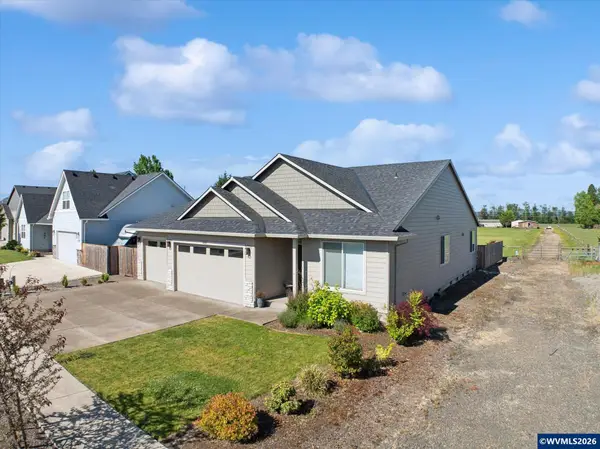 4722  Royal Dr NE, Albany, OR 97321