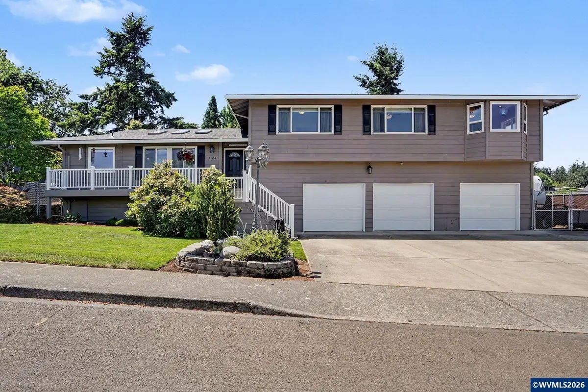 1423  35th Av NW, Salem, OR 97304 - #1