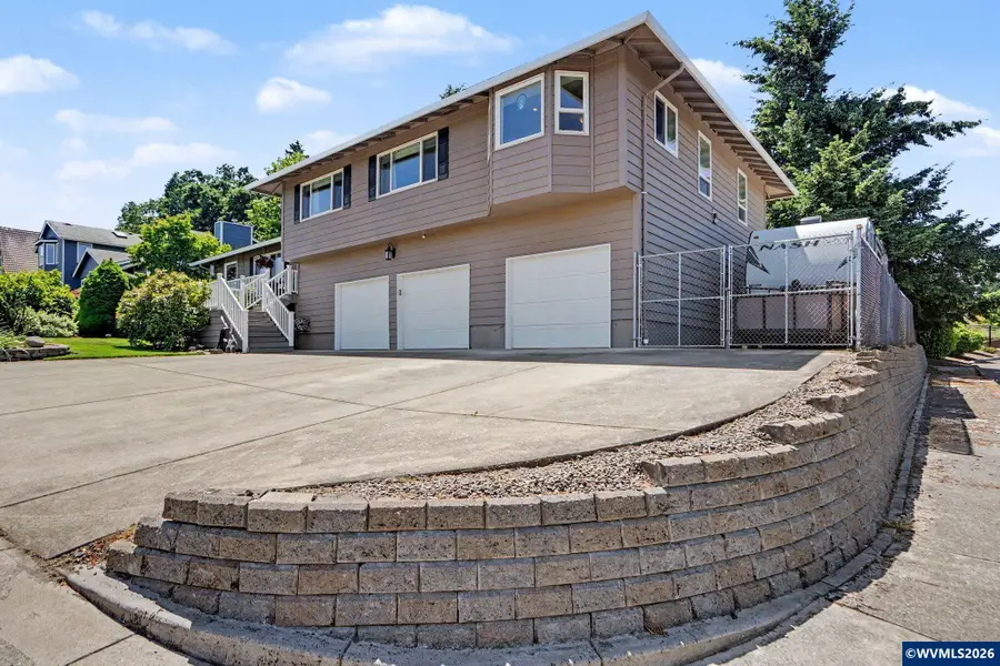 1423  35th Av NW, Salem, OR 97304 - #3