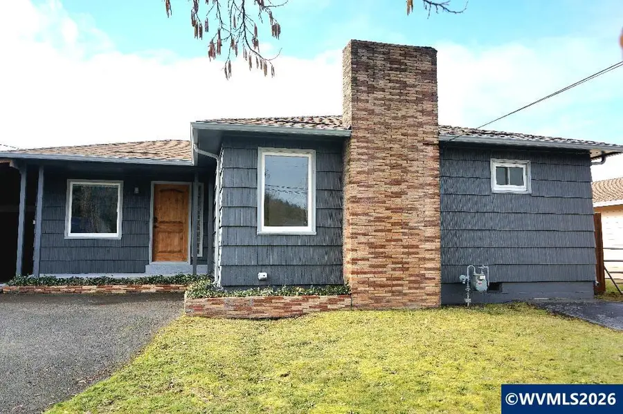 1298  Filbert St, Lebanon, OR 97355 - #2