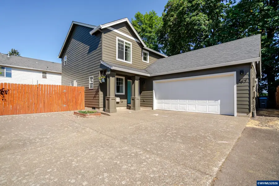 647 NE Autumn Ridge Dr, McMinnville, OR 97128 - #2
